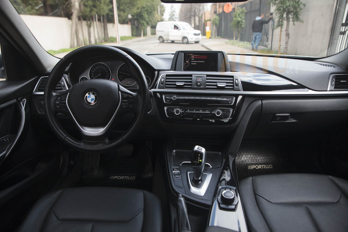 BMW 318I — foto 17 de 19