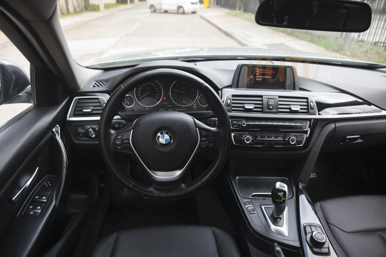 BMW 318I — foto 19 de 19