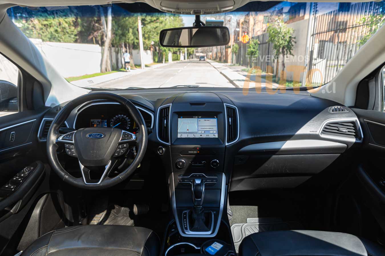 Ford Edge — foto 9 de 19