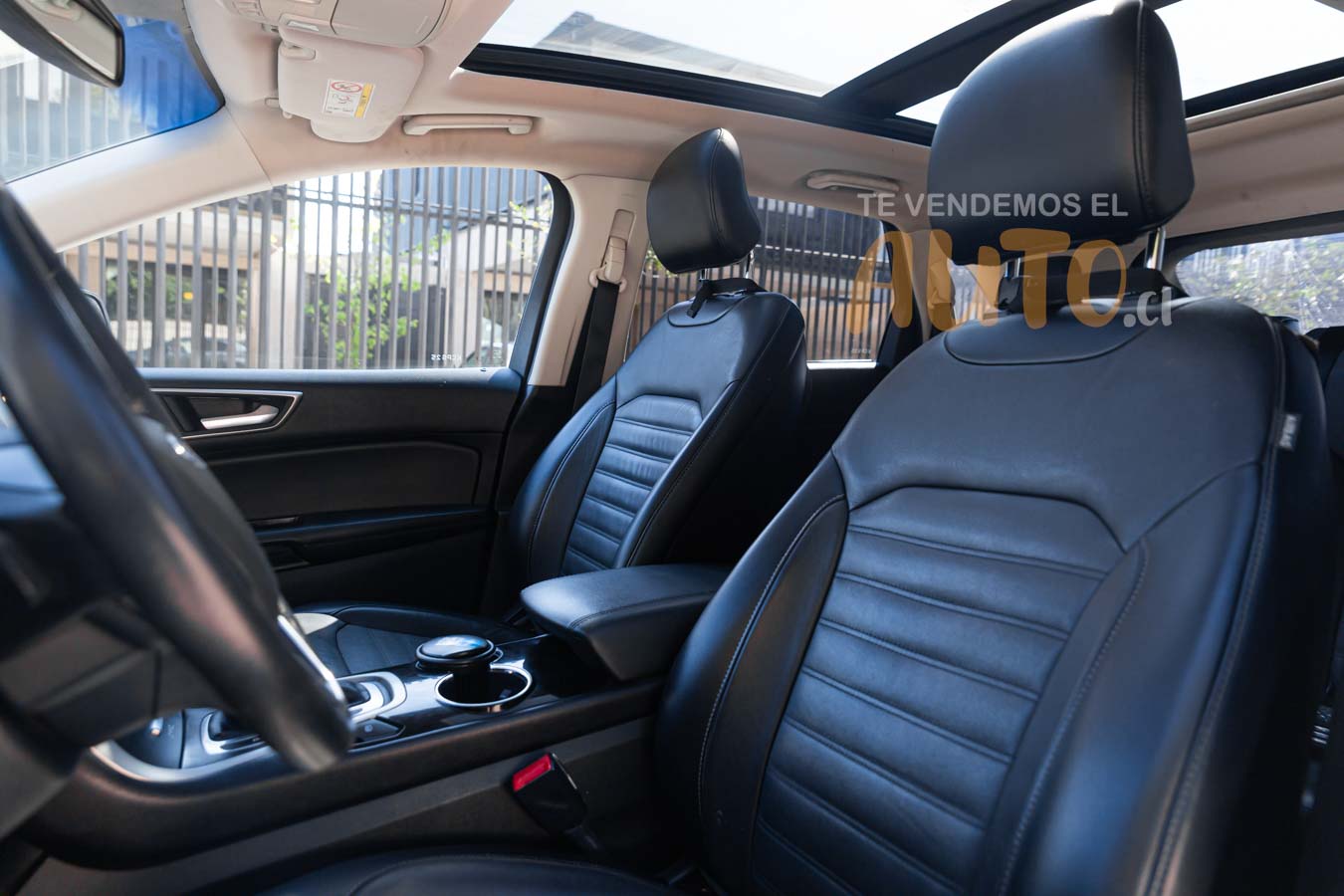 Ford Edge — foto 13 de 19