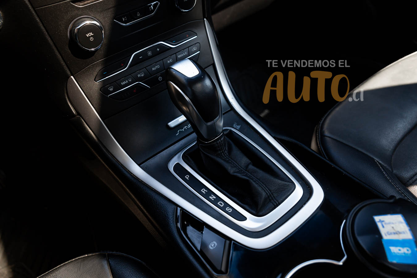 Ford Edge — foto 16 de 19