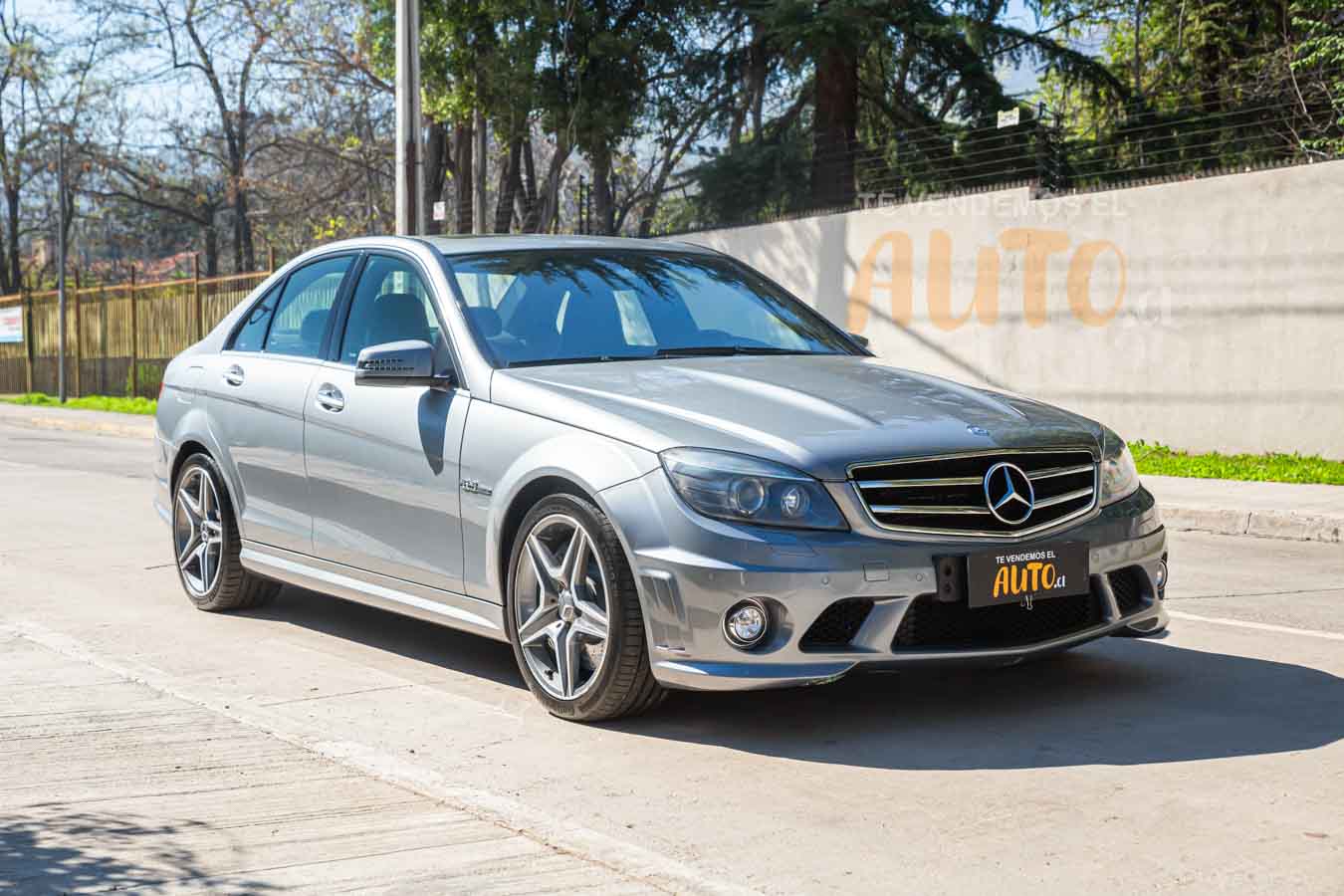 Mercedes-Benz C63 — foto 2 de 21