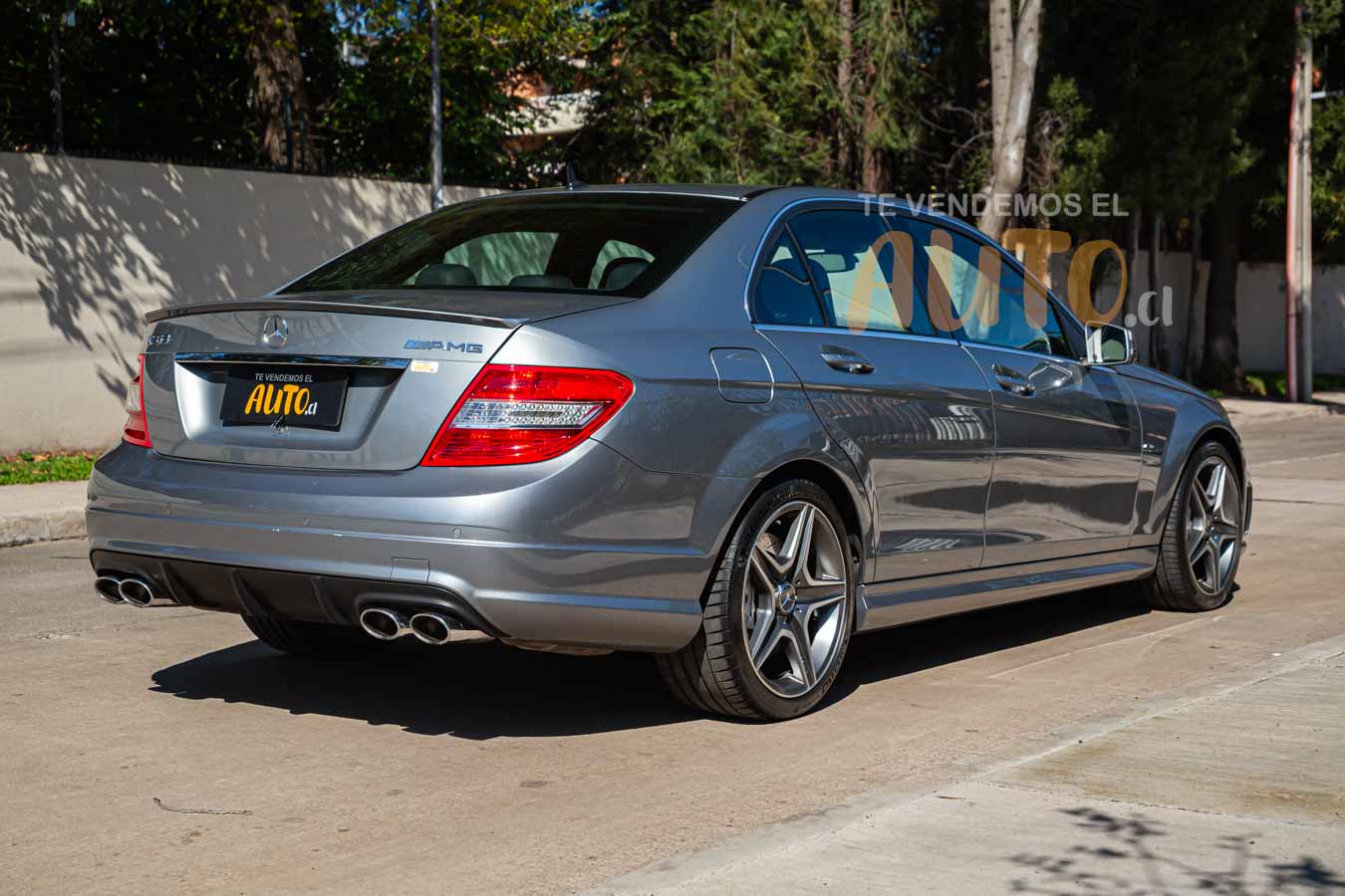 Mercedes-Benz C63 — foto 6 de 21