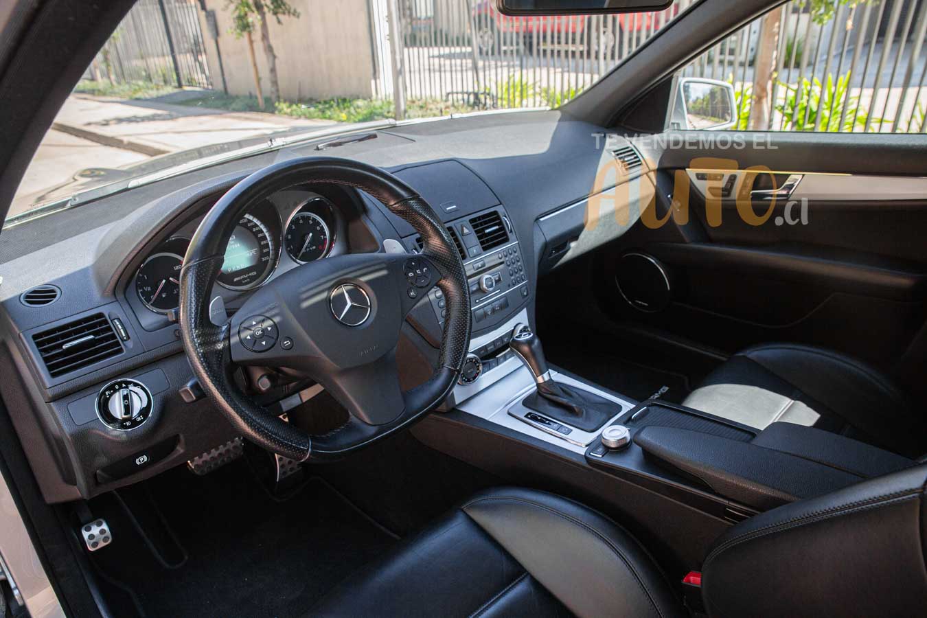 Mercedes-Benz C63 — foto 9 de 21