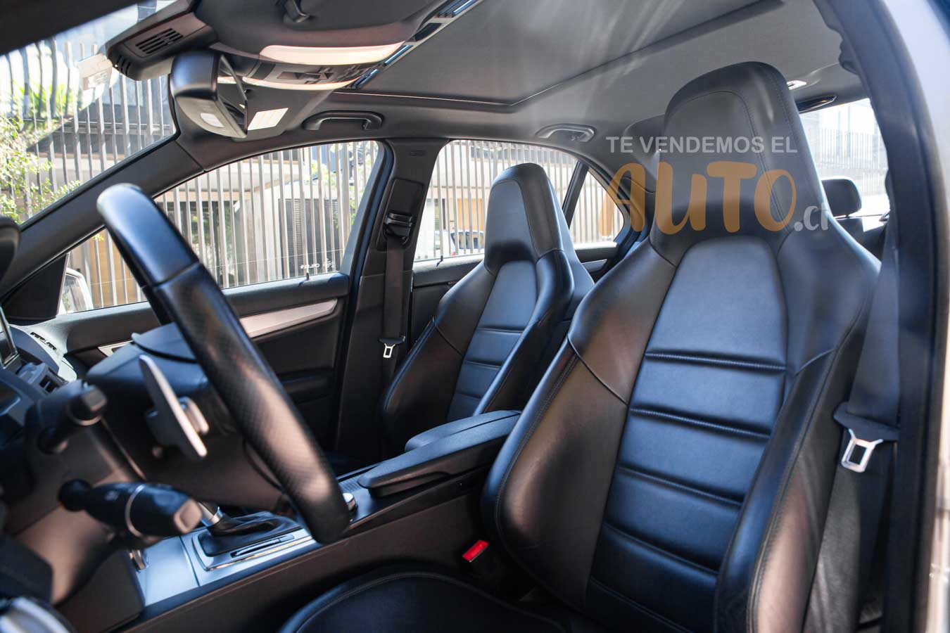 Mercedes-Benz C63 — foto 11 de 21