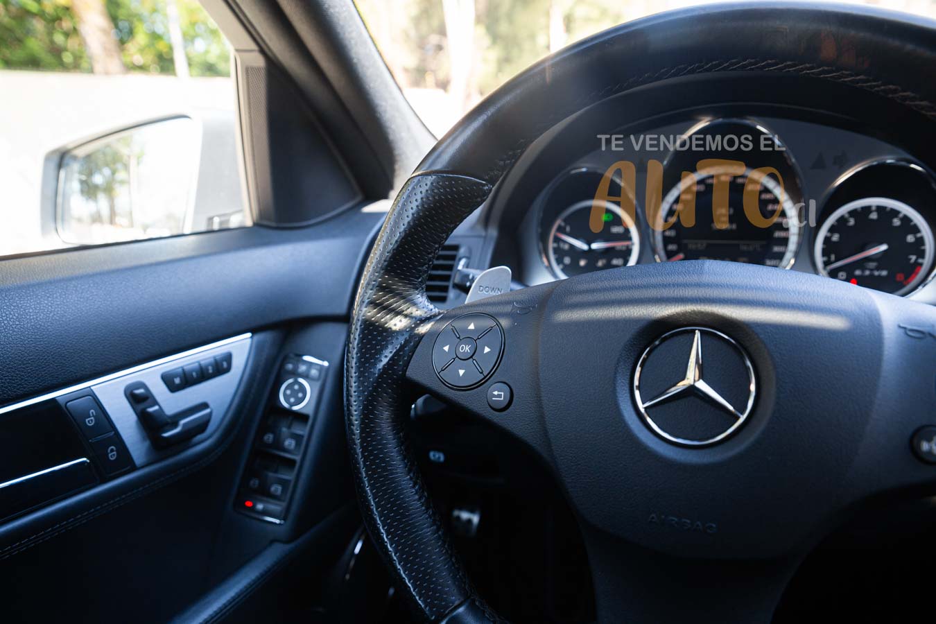 Mercedes-Benz C63 — foto 16 de 21