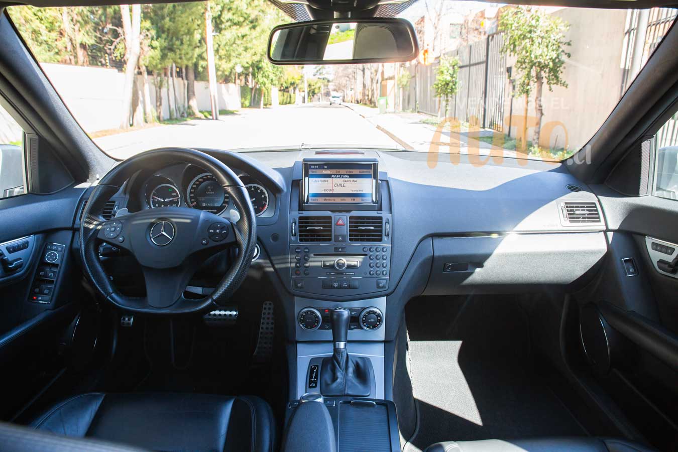 Mercedes-Benz C63 — foto 20 de 21