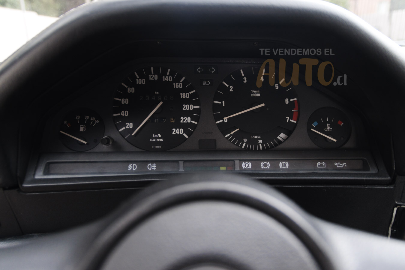 BMW 316I — foto 8 de 14