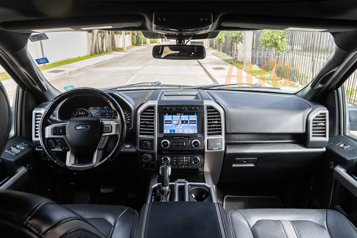 Ford F150 — foto 10 de 23
