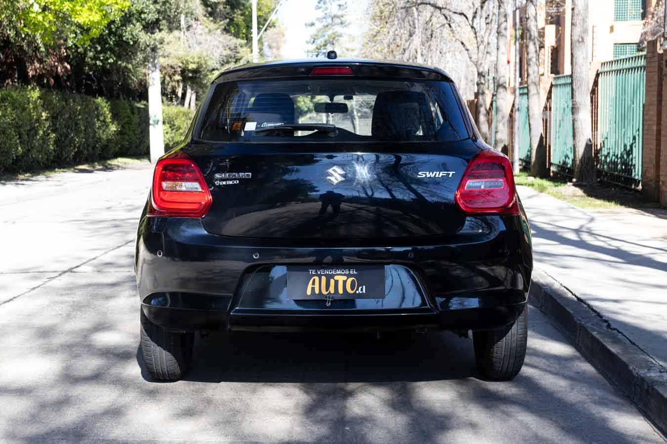 Suzuki Swift — foto 5 de 13