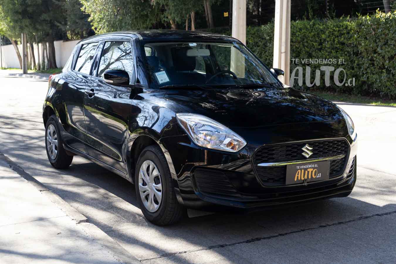 Suzuki Swift — foto 3 de 13
