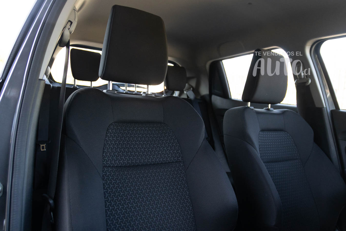 Suzuki Swift — foto 15 de 15