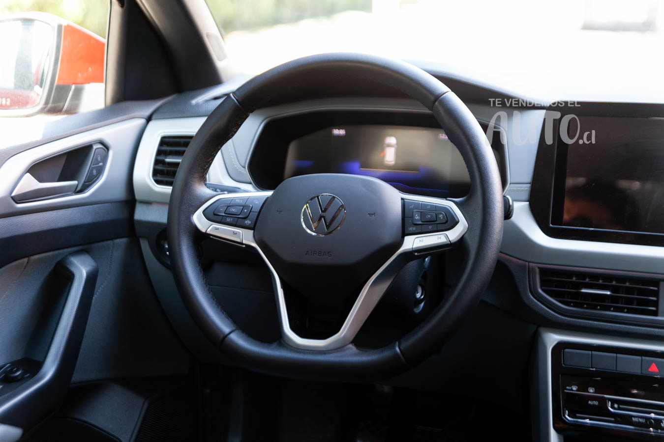 Volkswagen T-Cross — foto 16 de 17