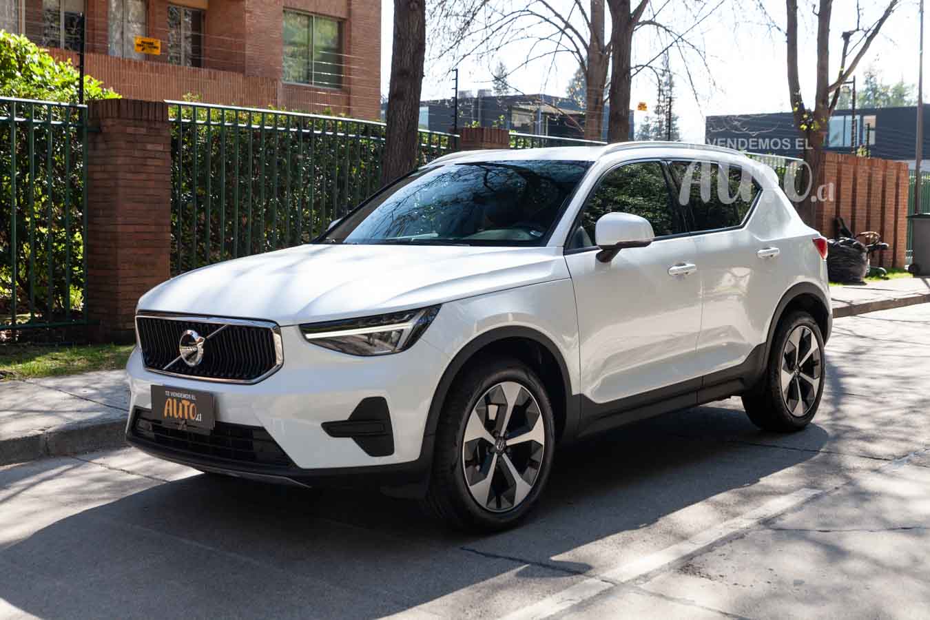 Volvo XC40 — foto 2 de 17