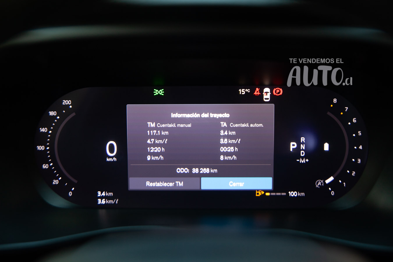 Volvo XC40 — foto 9 de 17