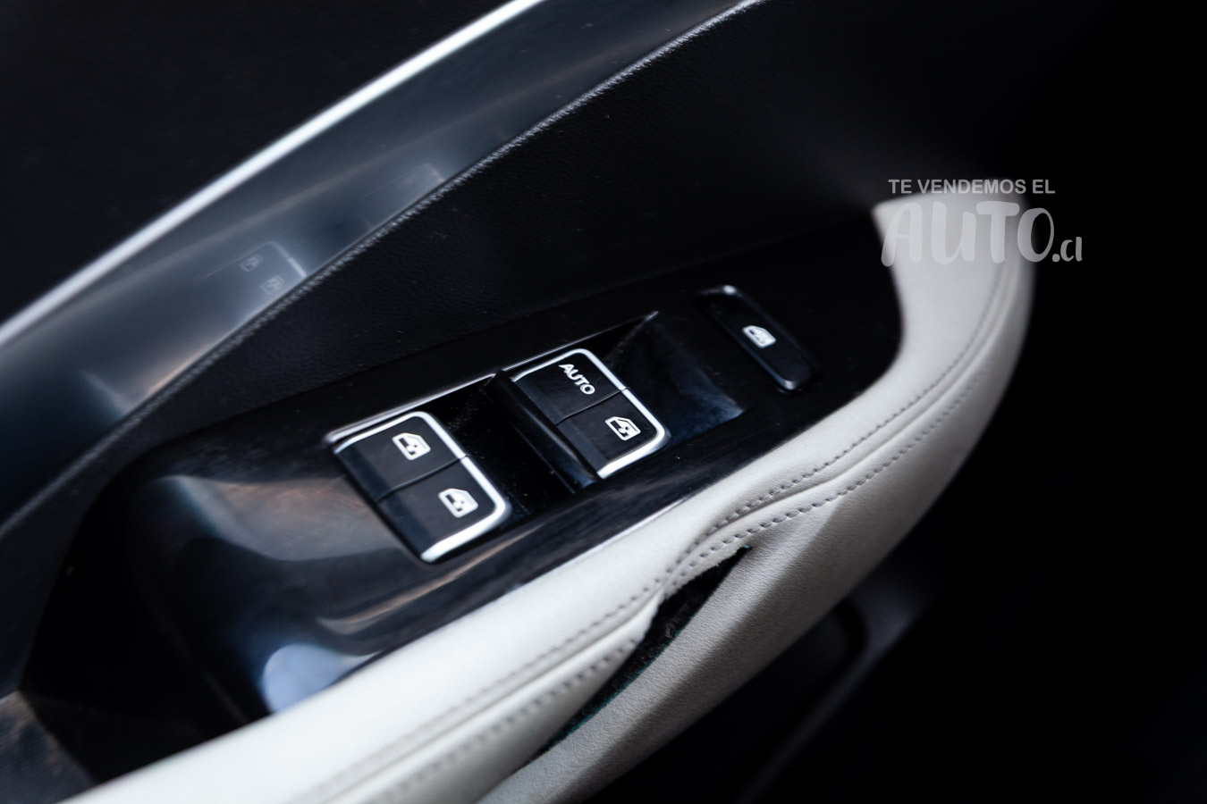 Chevrolet Captiva — foto 5 de 17