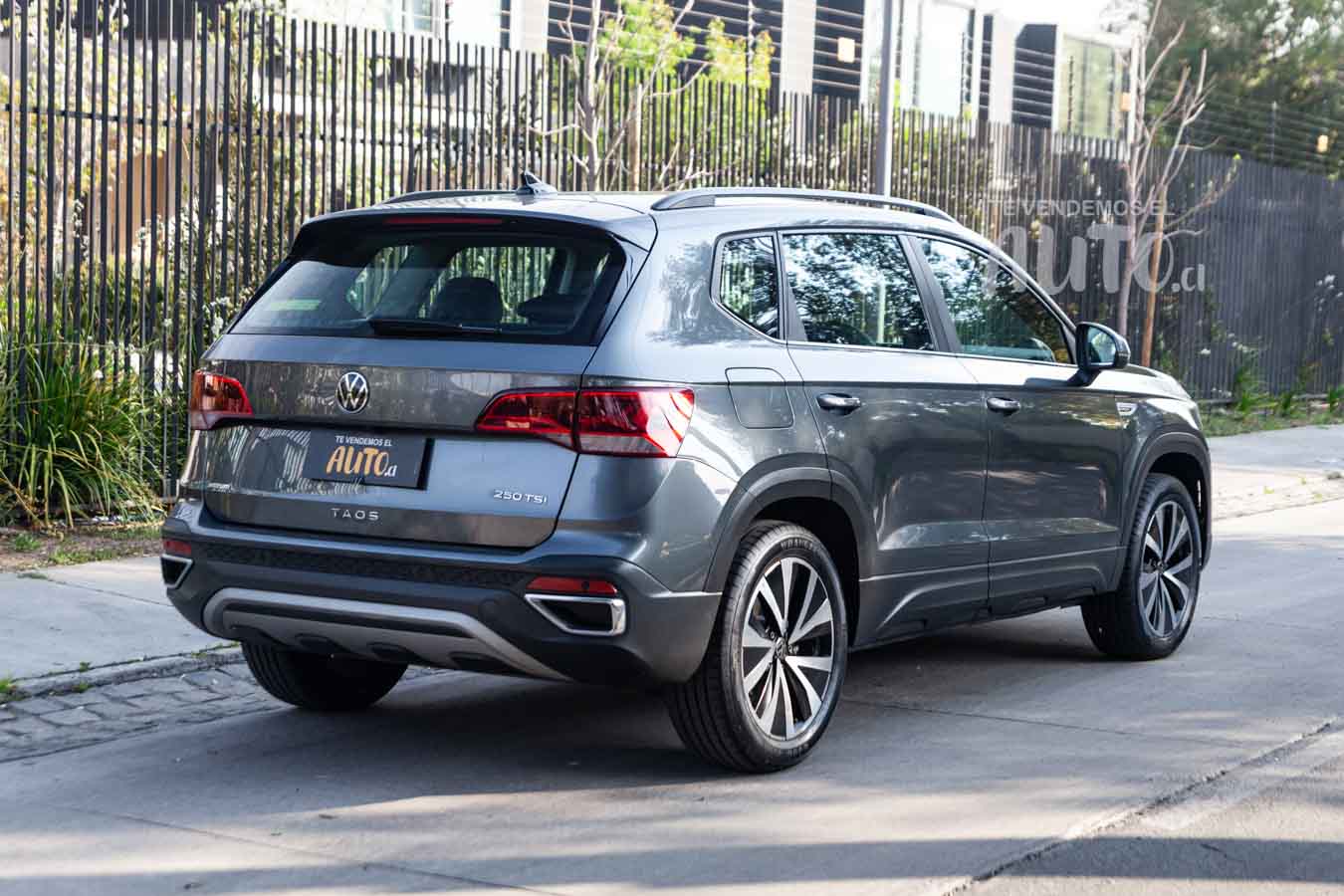 Volkswagen Taos — foto 14 de 16