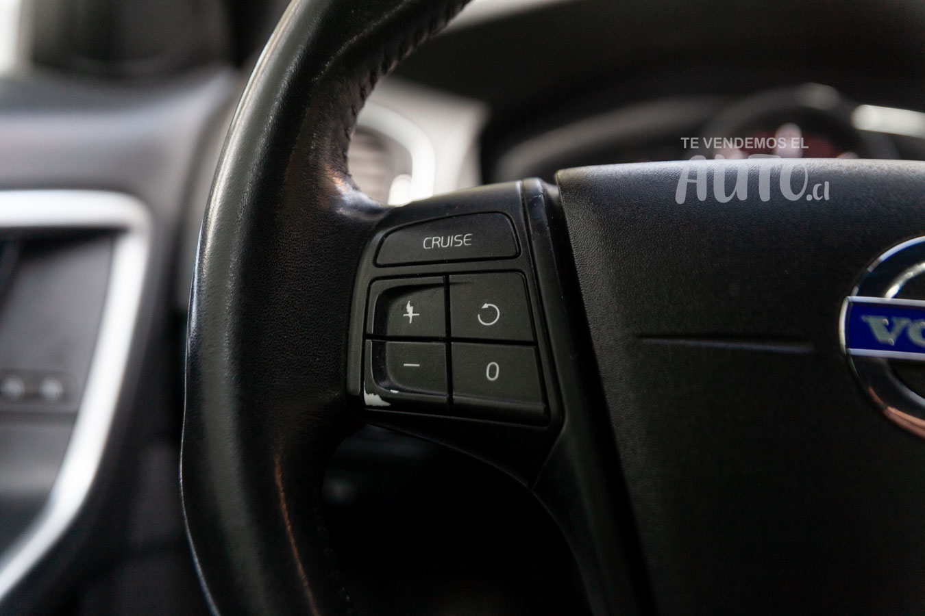 Volvo S60 — foto 10 de 18