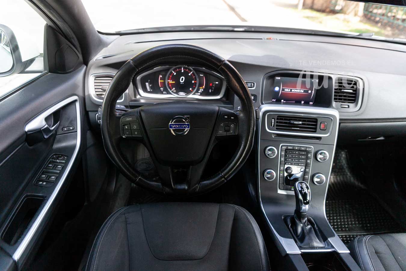 Volvo S60 — foto 18 de 18