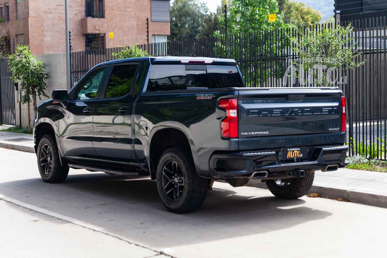 Chevrolet Silverado — foto 3 de 20