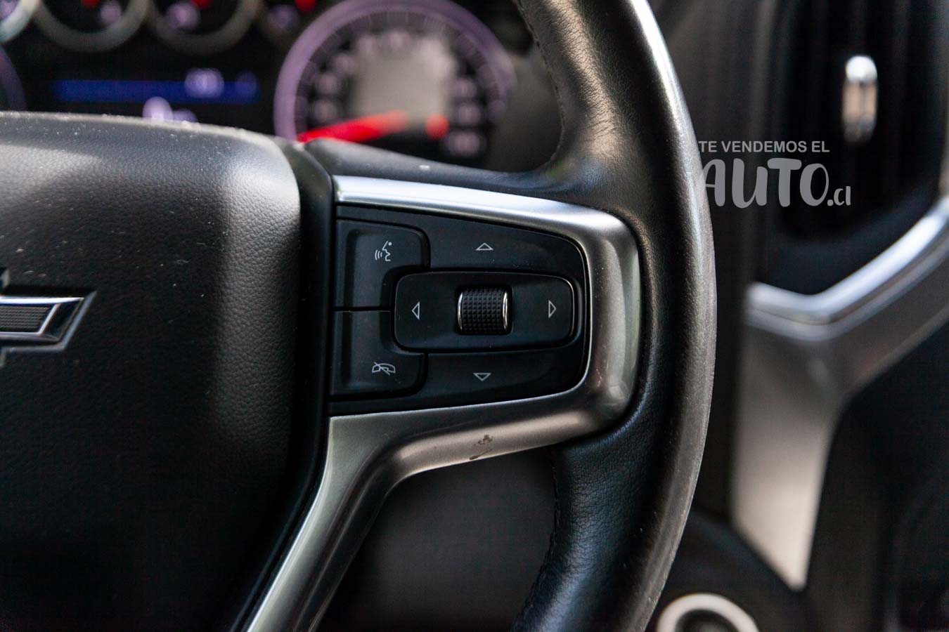 Chevrolet Silverado — foto 11 de 20