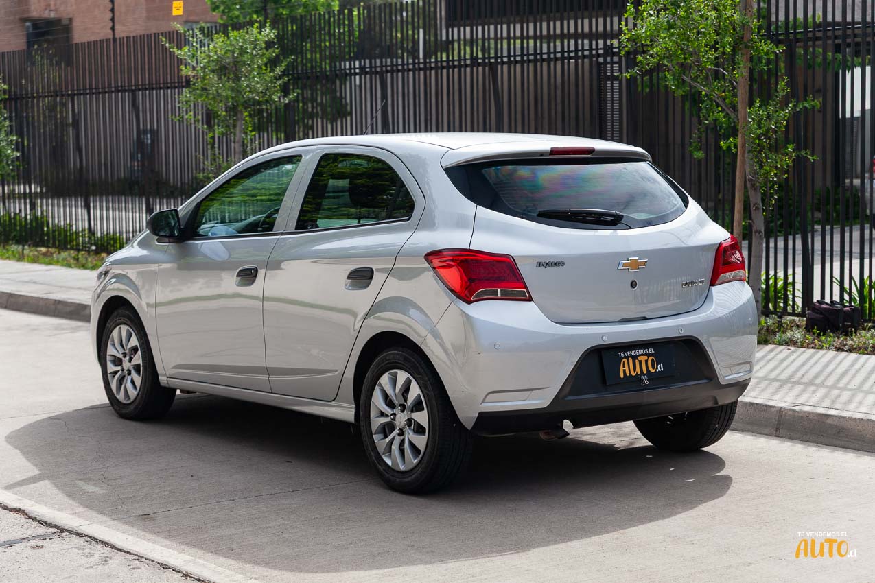 Chevrolet Onix — foto 3 de 16