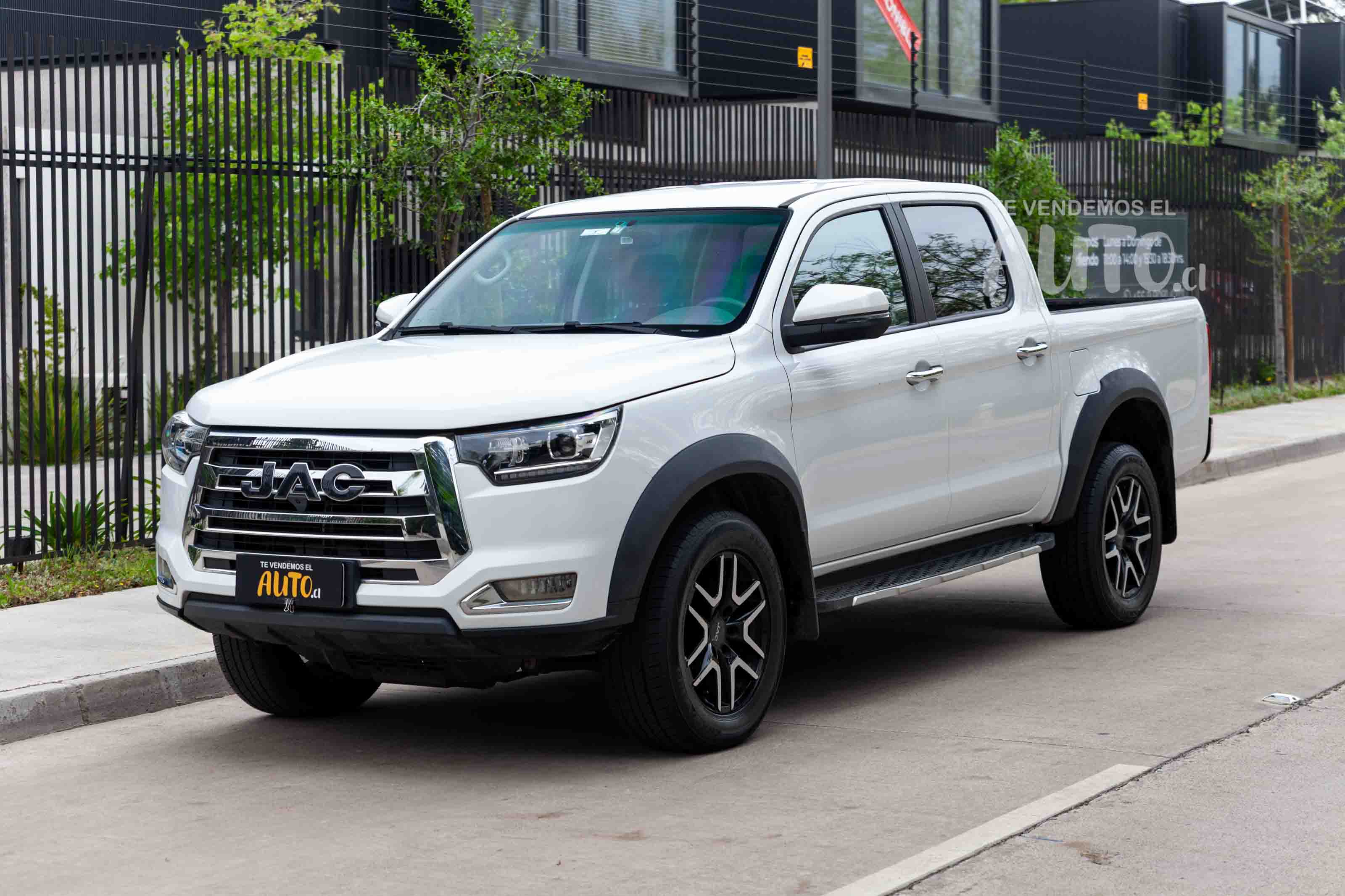 JAC T8 — foto 2 de 18